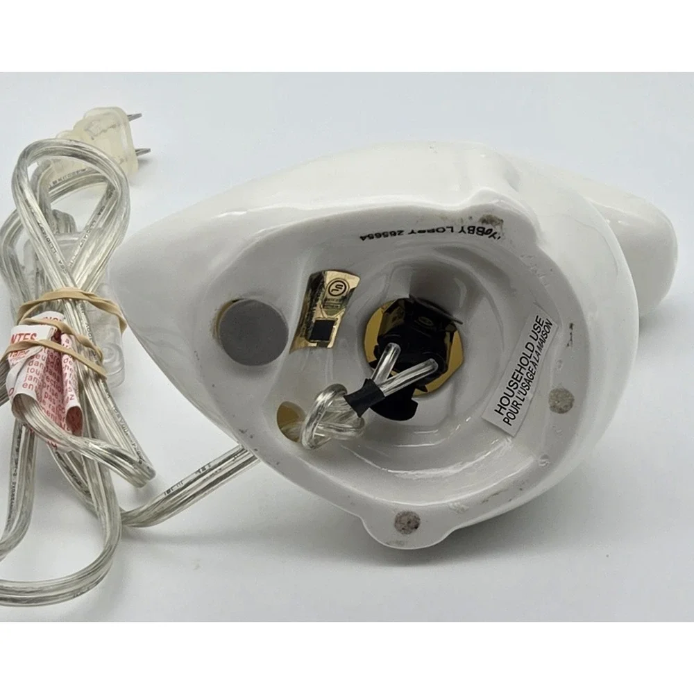 Hobby Lobby Dinosaur Night Light Plug In White Ceramic Kids Nursery‎ Decor Lamp